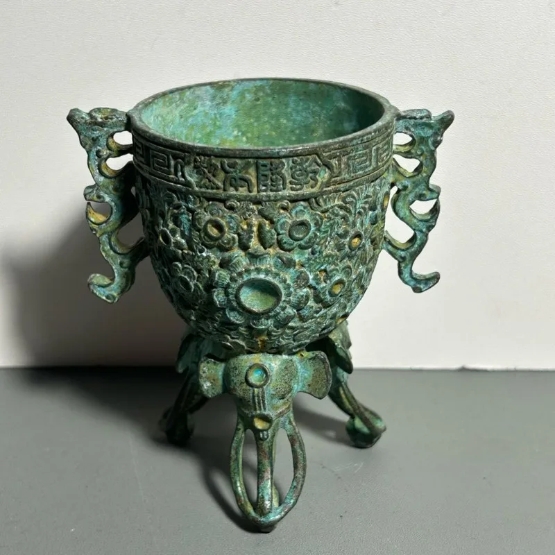 Coupe rituelle en bronze antiq - Collectible Vintage Wine avis et prix