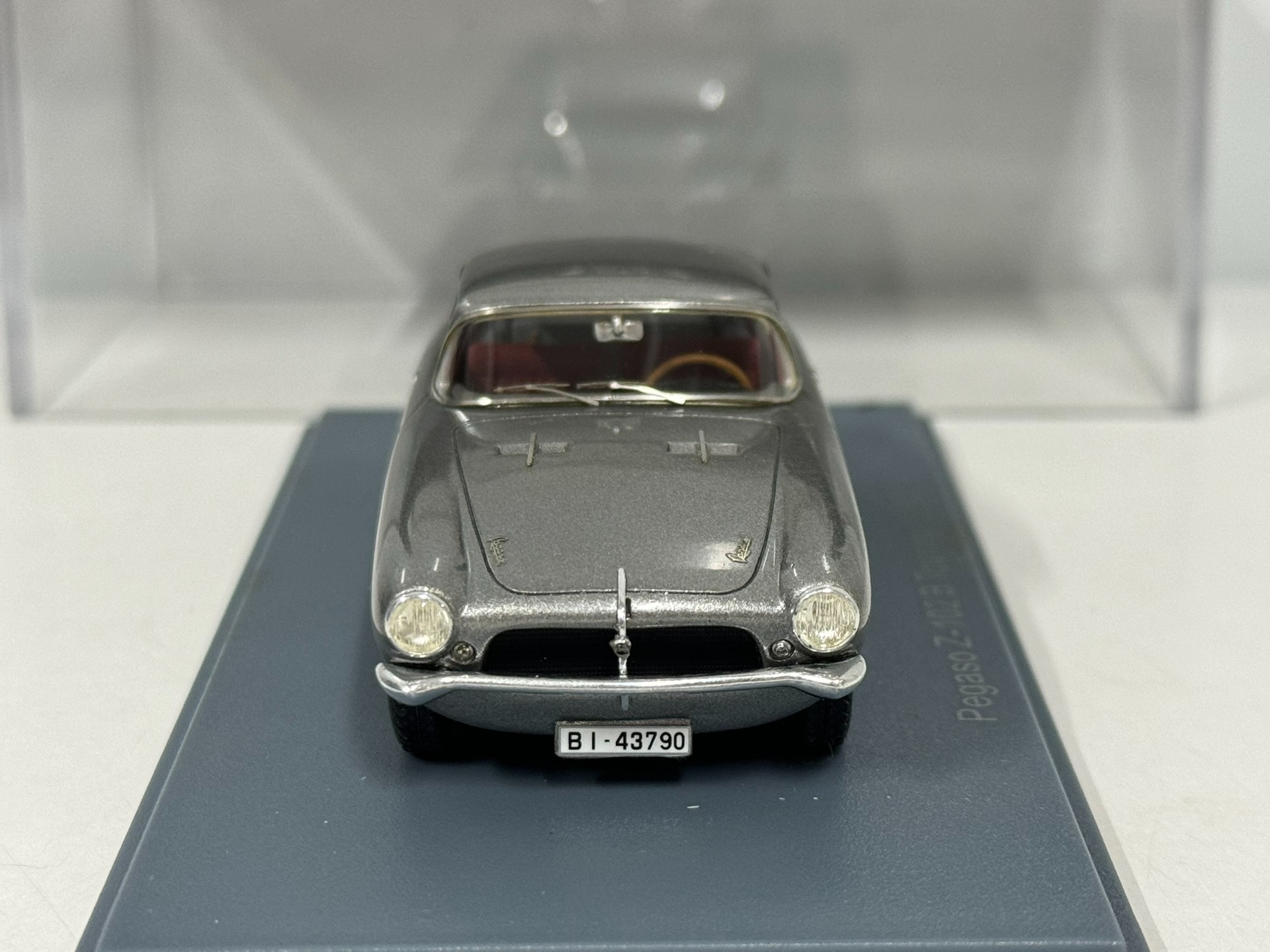 Modèle de voiture en résine Ne - Vintage And Collectible Toys avis et prix