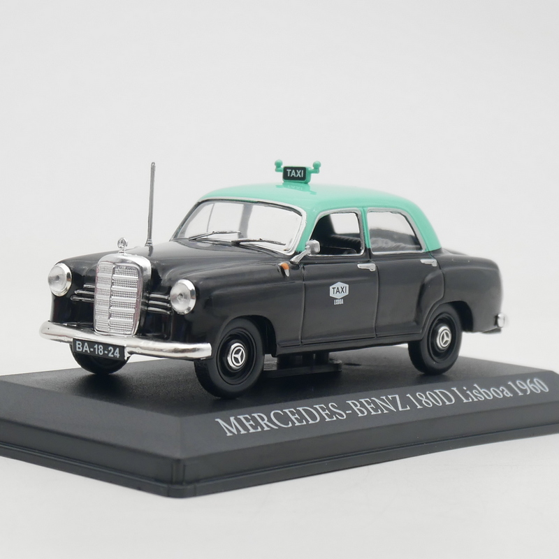 IXO Modèle de voiture classiqu - Vintage And Collectible Toys avis et prix